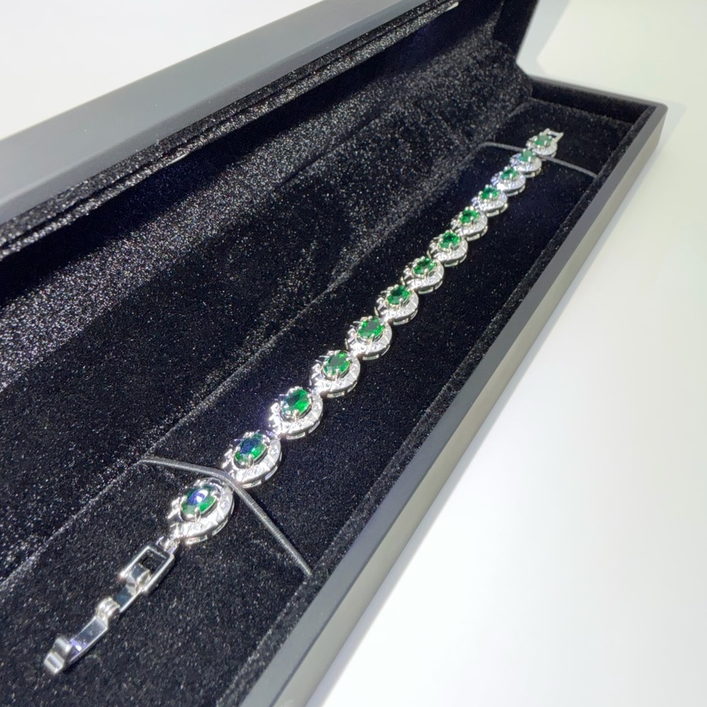 Silver Emerald Oval Halo Bracelet - Picture 8 of 8